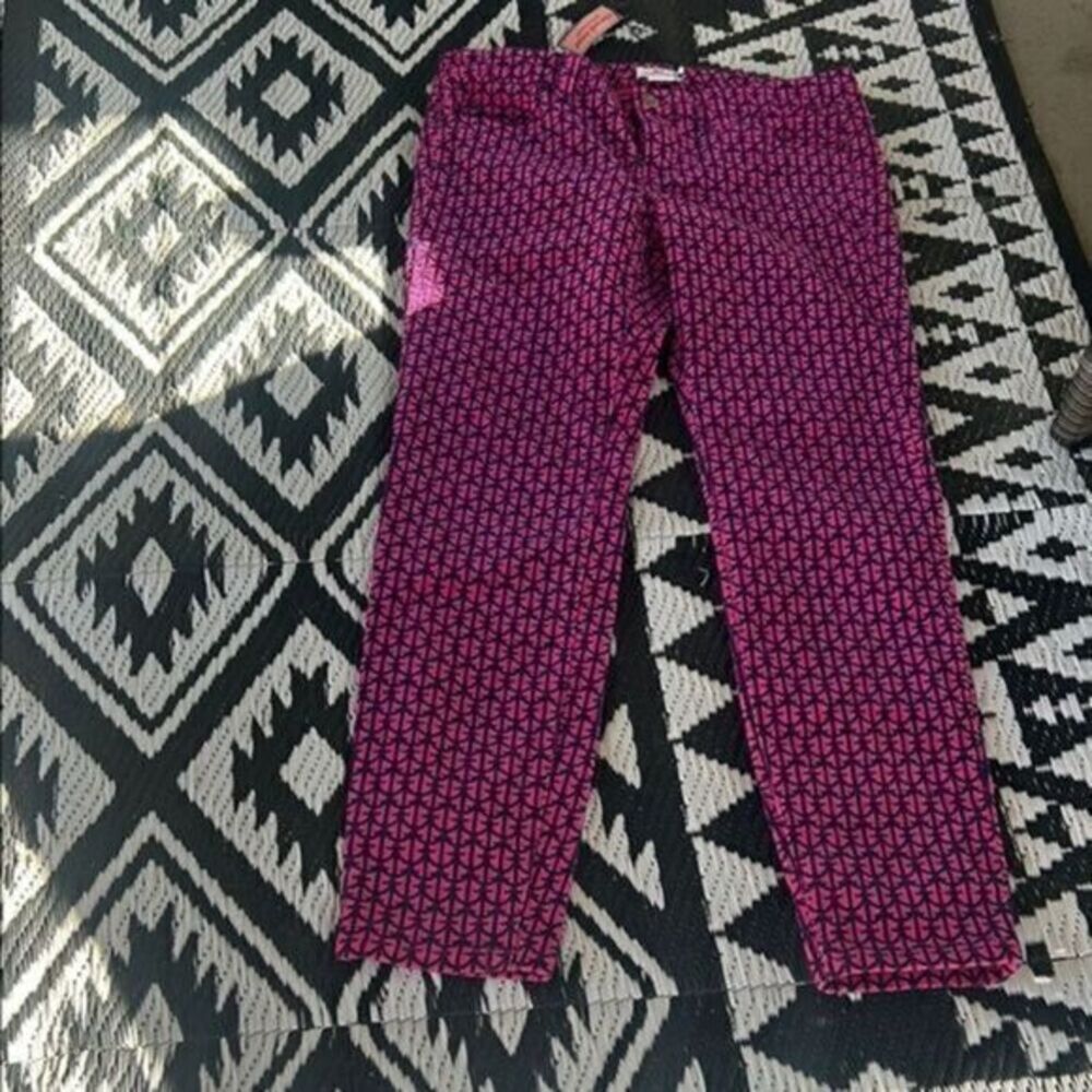 NWT Vineyard Vines Pink and purple corduroy Jeans Size 4   E